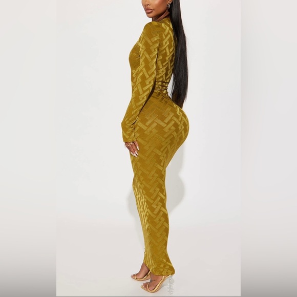 🔥🔥HOST PIC🔥🔥 Marina Slinky Maxi Dress - Picture 4 of 16